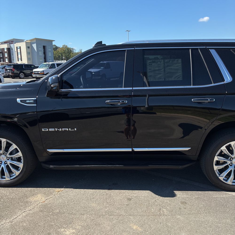 2024 GMC Yukon Denali