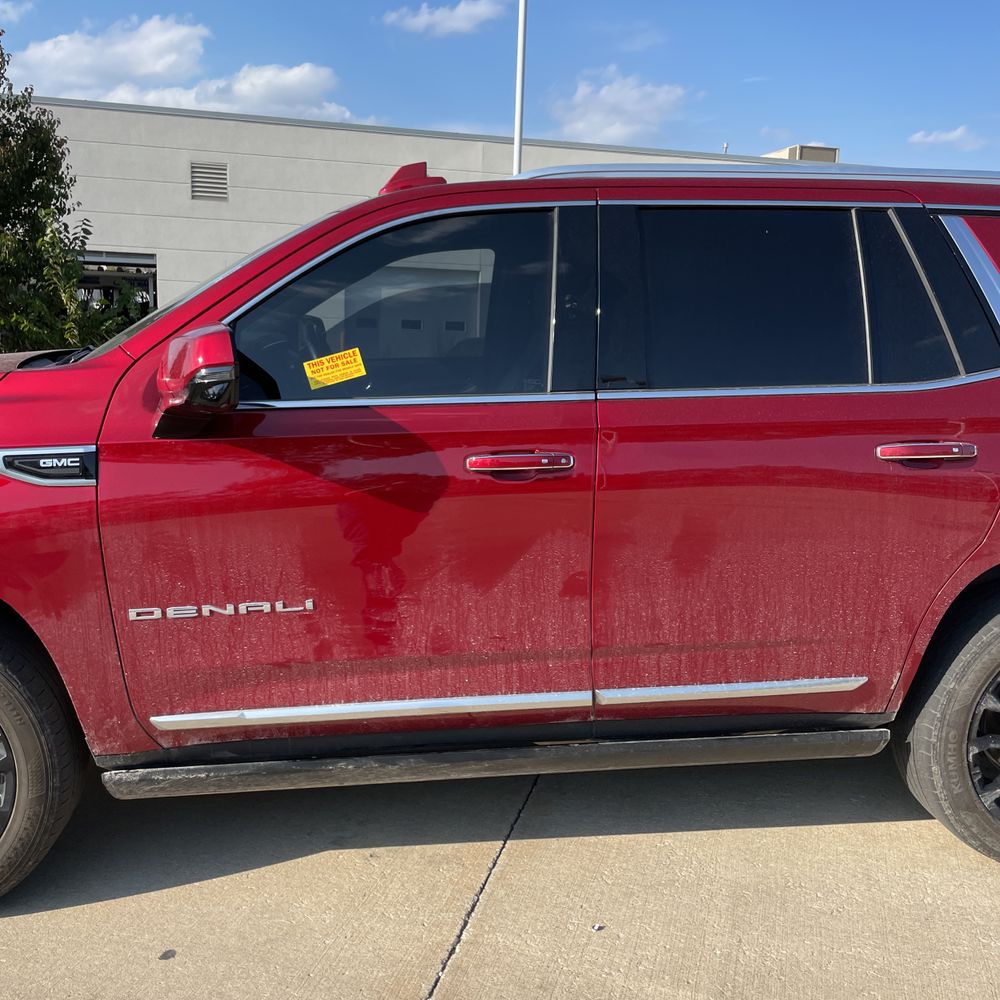 2023 GMC Yukon Denali