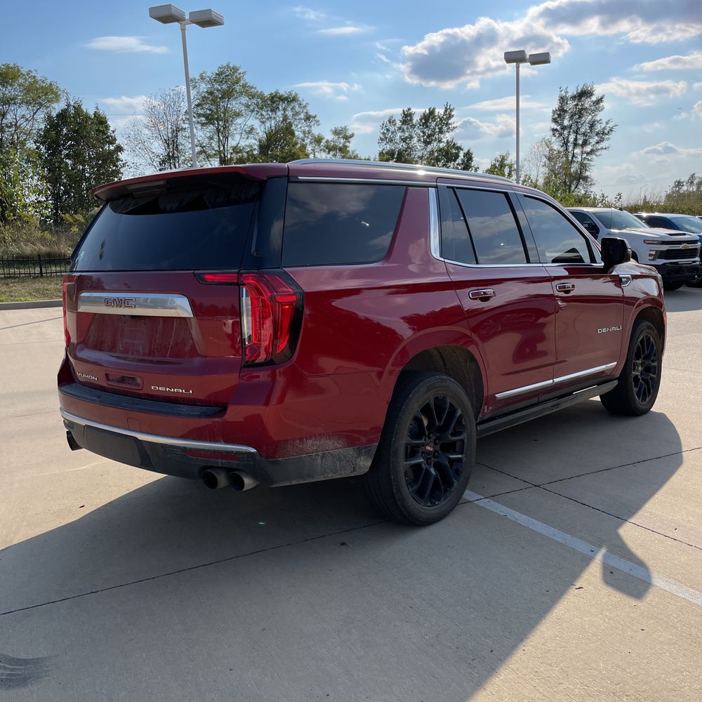 2023 GMC Yukon Denali