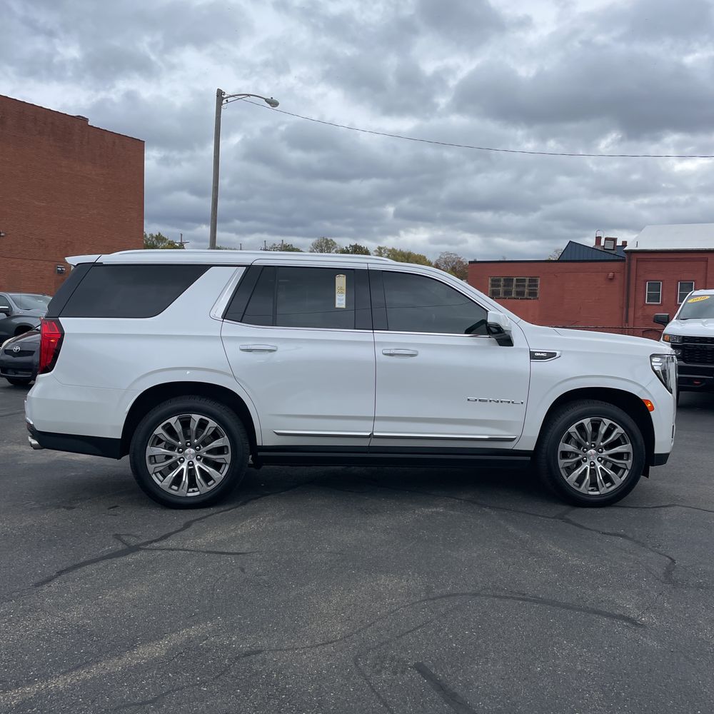 2021 GMC Yukon Denali