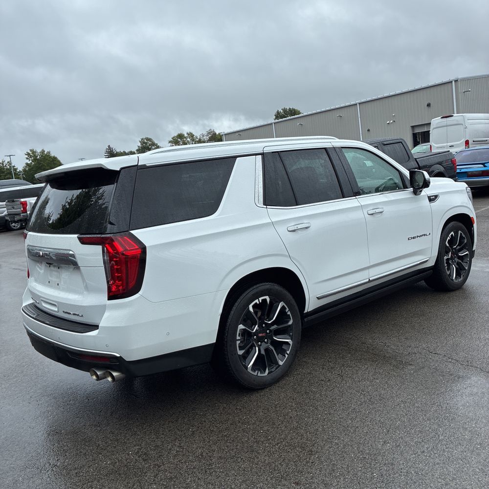 2023 GMC Yukon Denali