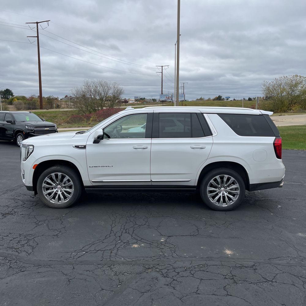 2023 GMC Yukon Denali