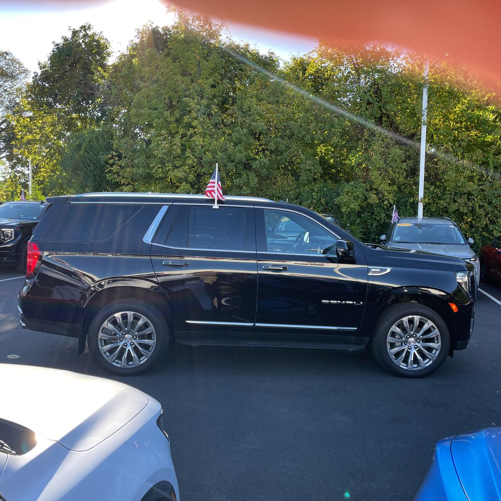 2024 GMC Yukon Denali