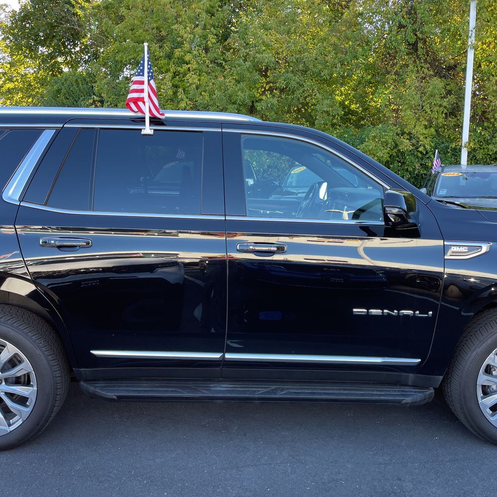 2024 GMC Yukon Denali