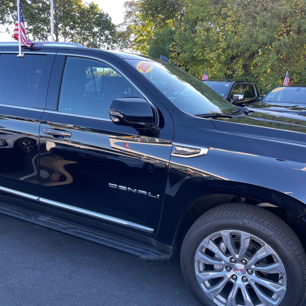2024 GMC Yukon Denali