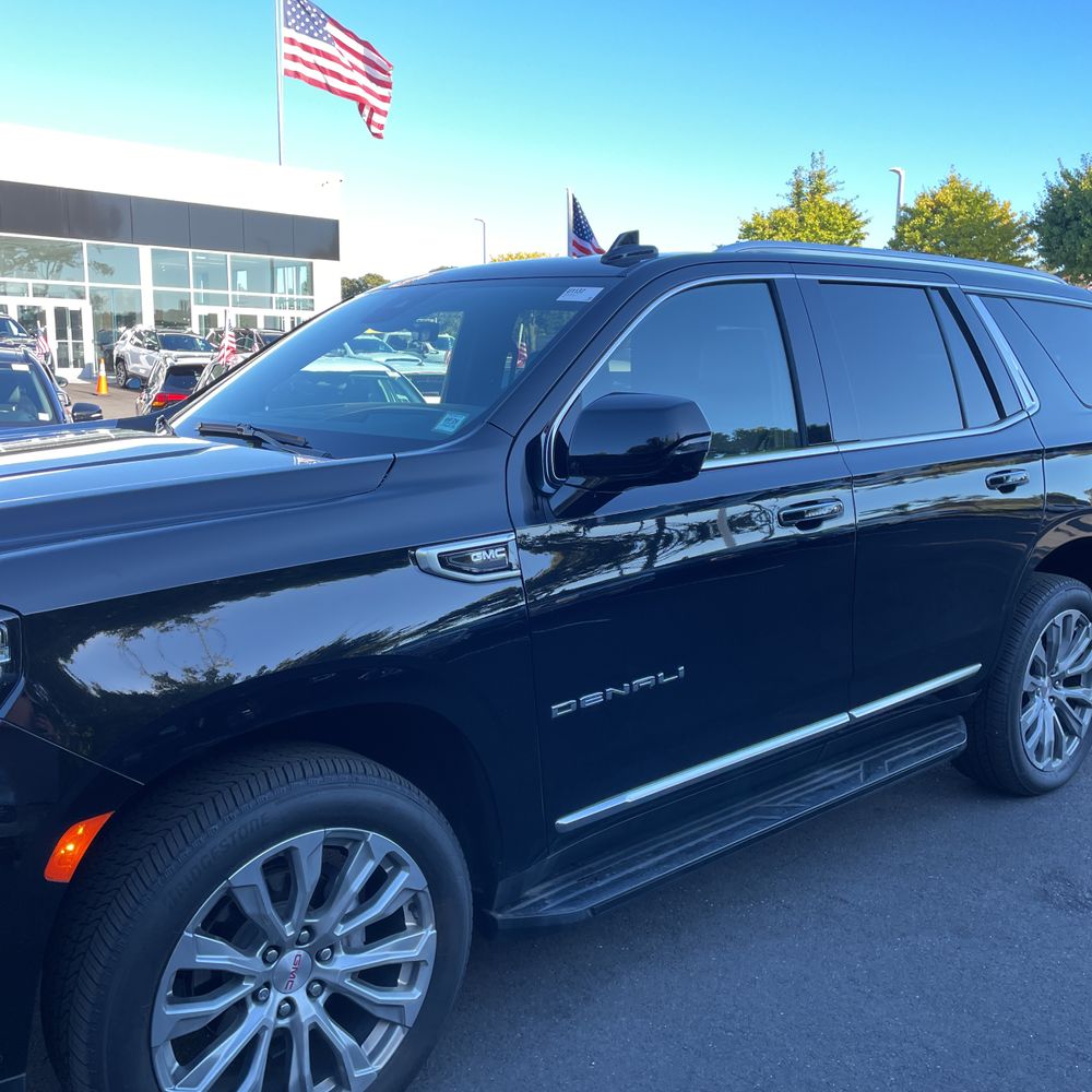 2024 GMC Yukon Denali