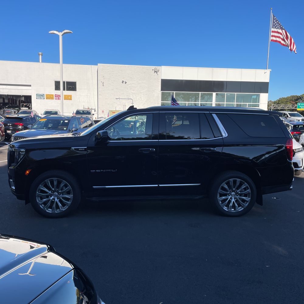 2024 GMC Yukon Denali