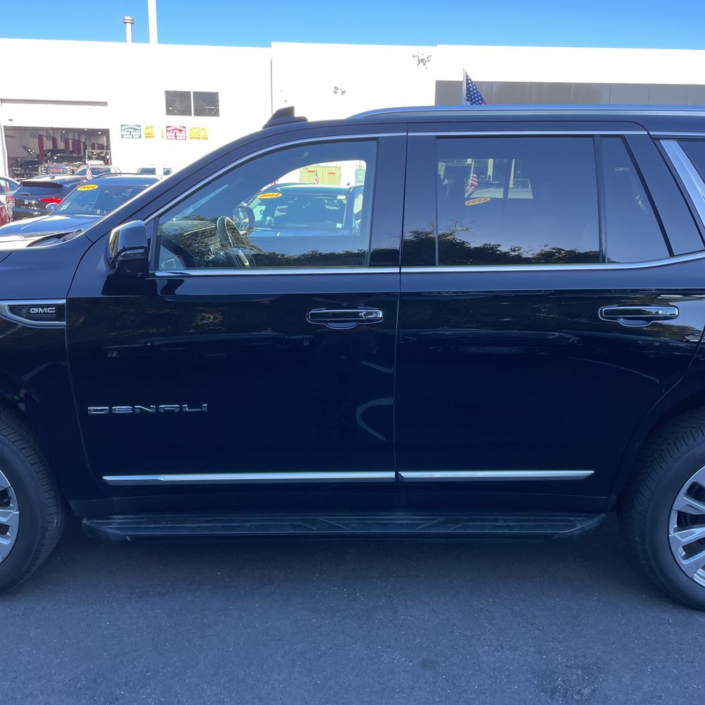 2024 GMC Yukon Denali