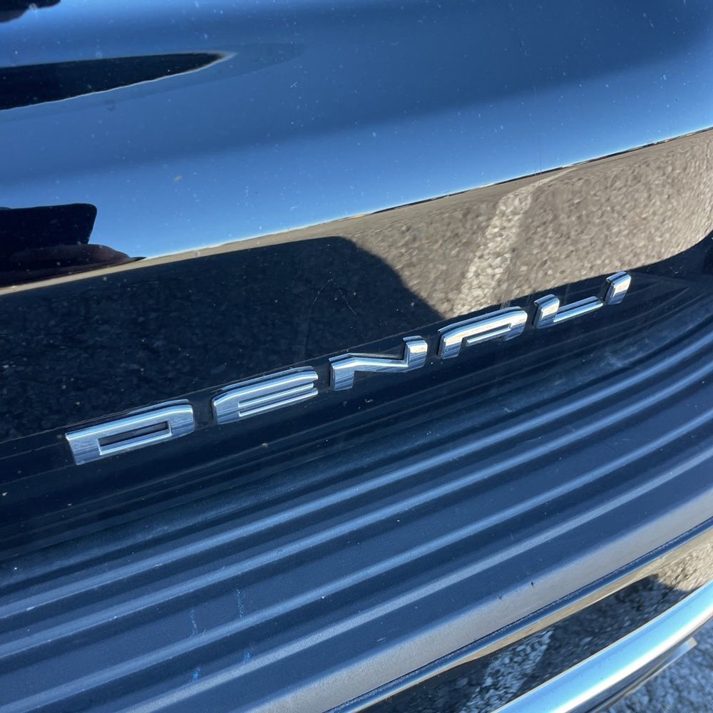 2022 GMC Yukon Denali