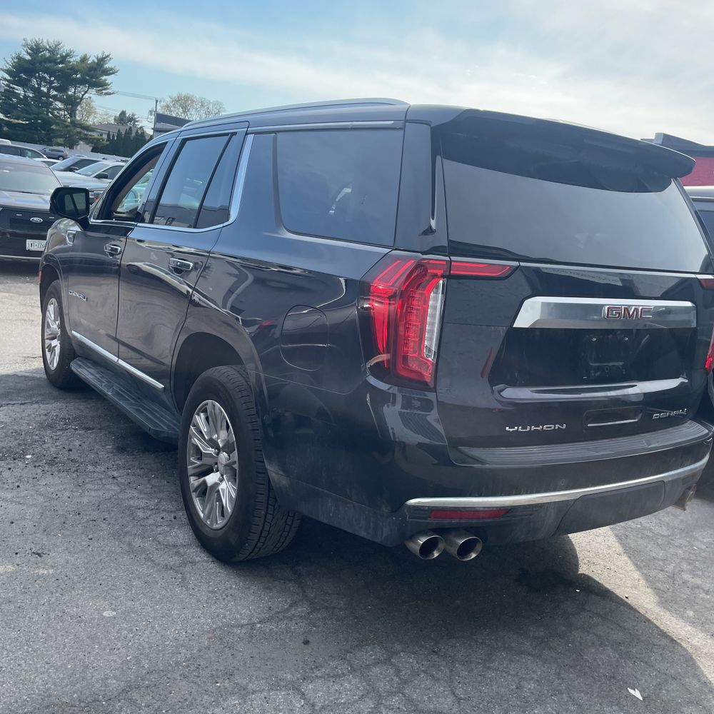 2023 GMC Yukon Denali