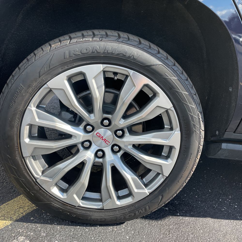 2022 GMC Yukon Denali