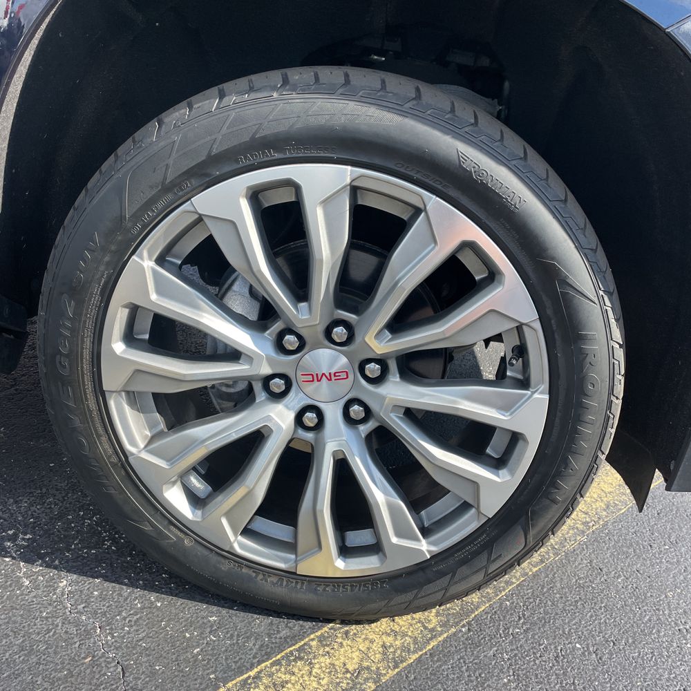 2022 GMC Yukon Denali