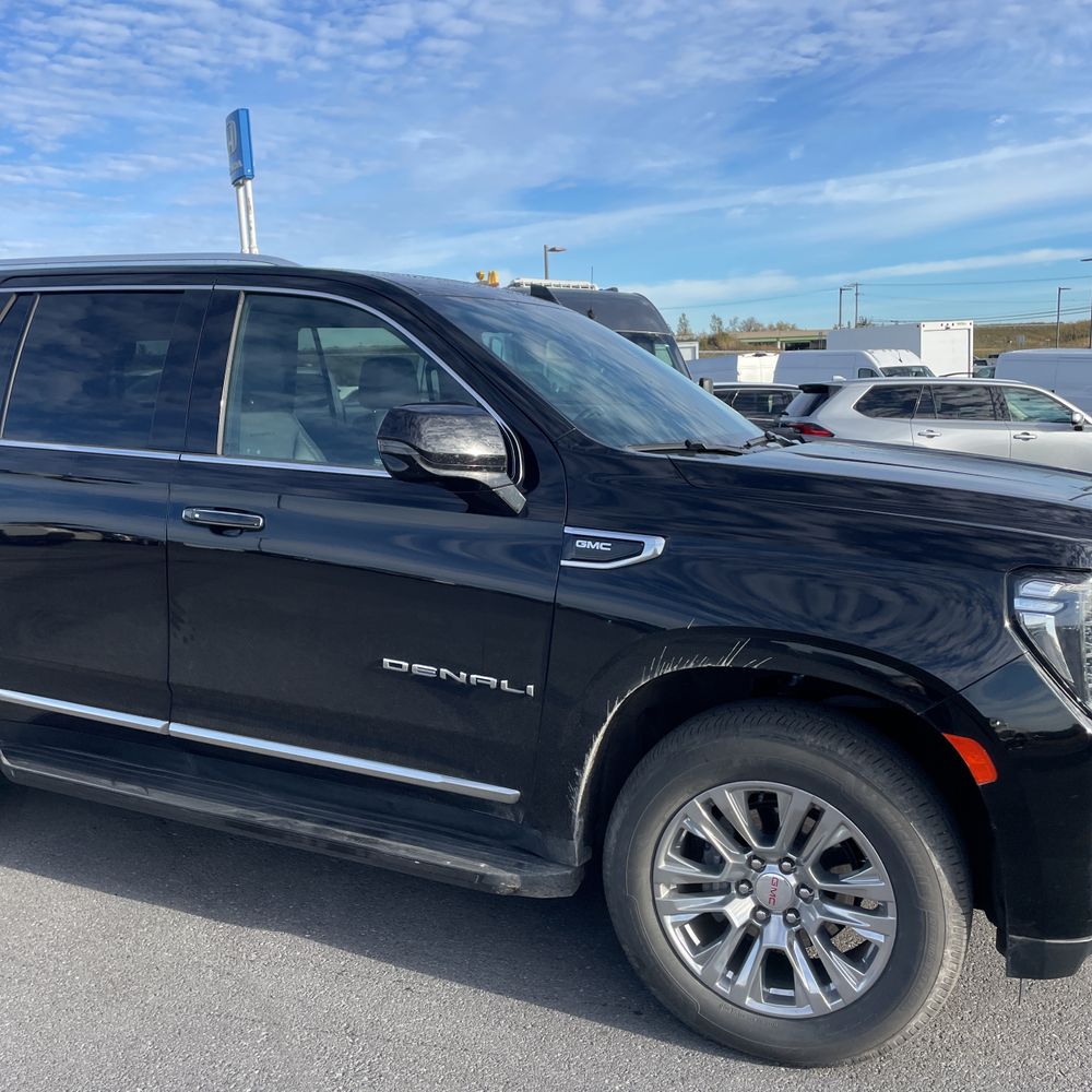 2022 GMC Yukon Denali