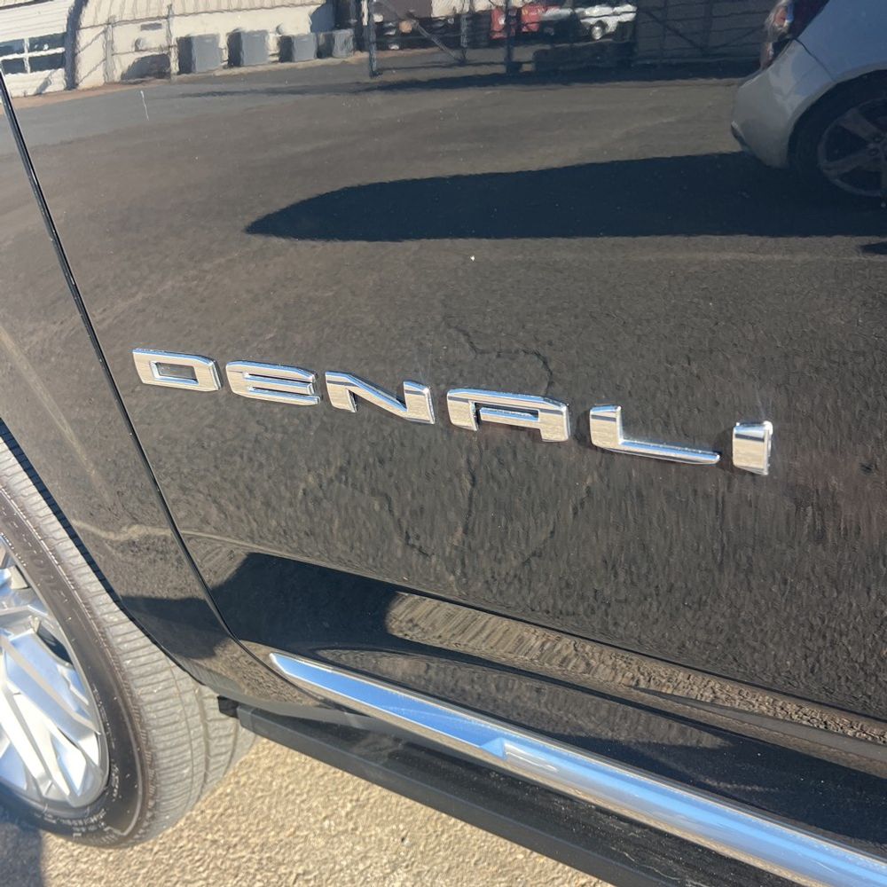2025 GMC Yukon Denali