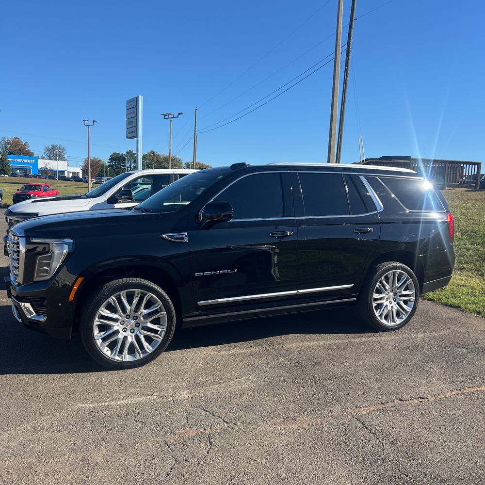 2025 GMC Yukon Denali