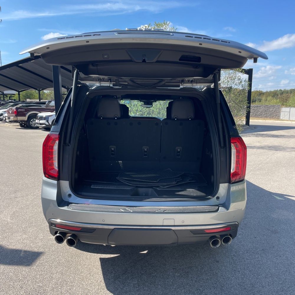 2023 GMC Yukon Denali Ultimate