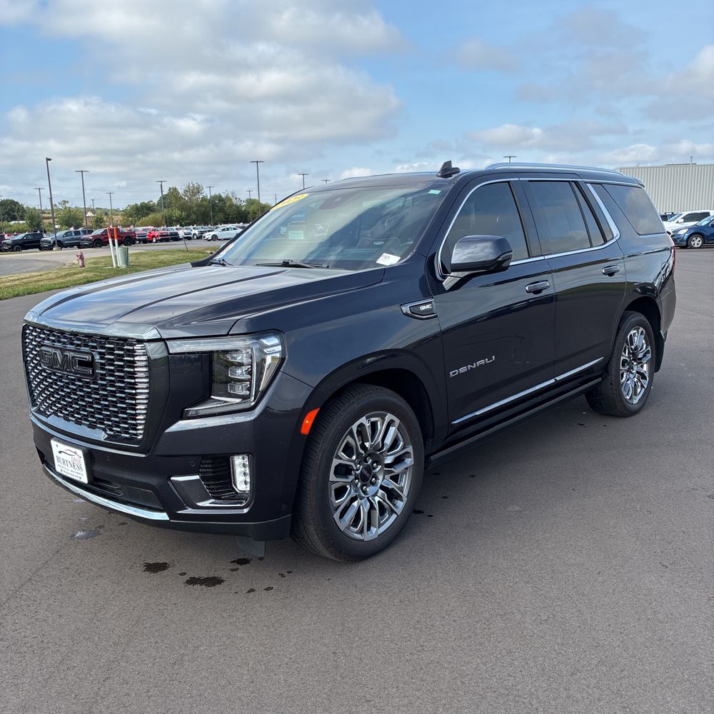 2023 GMC Yukon Denali Ultimate