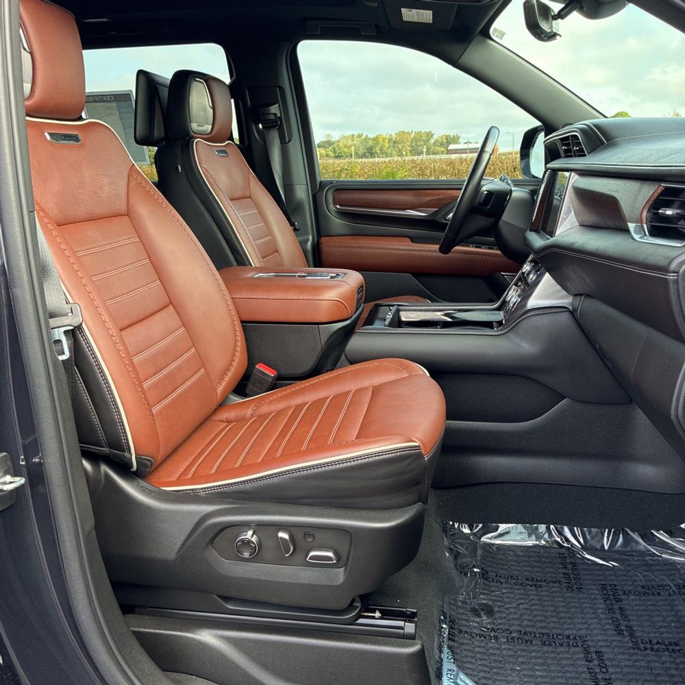 2023 GMC Yukon Denali Ultimate