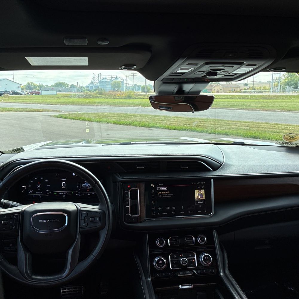 2023 GMC Yukon Denali Ultimate