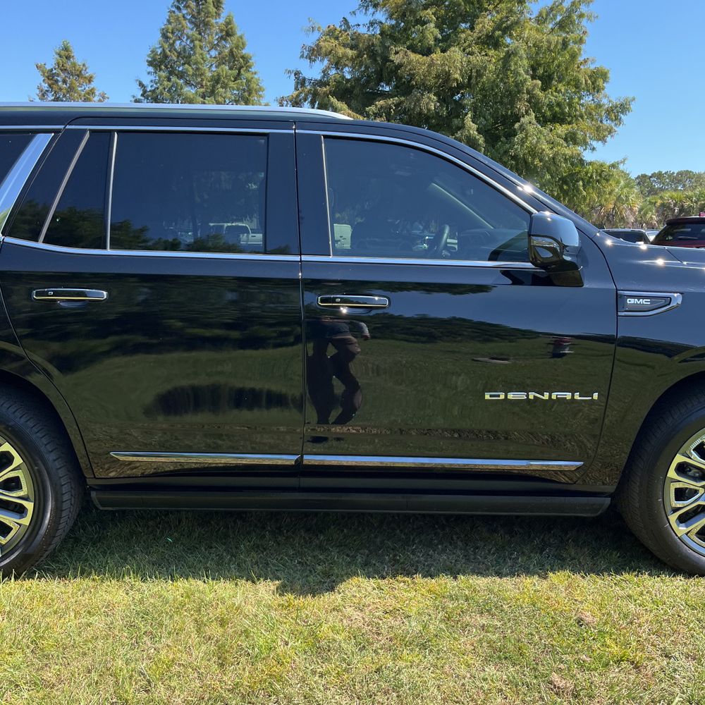 2023 GMC Yukon Denali Ultimate