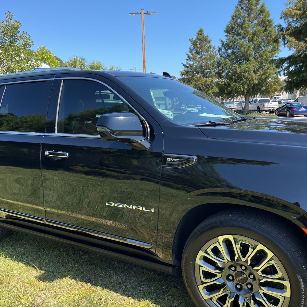 2023 GMC Yukon Denali Ultimate