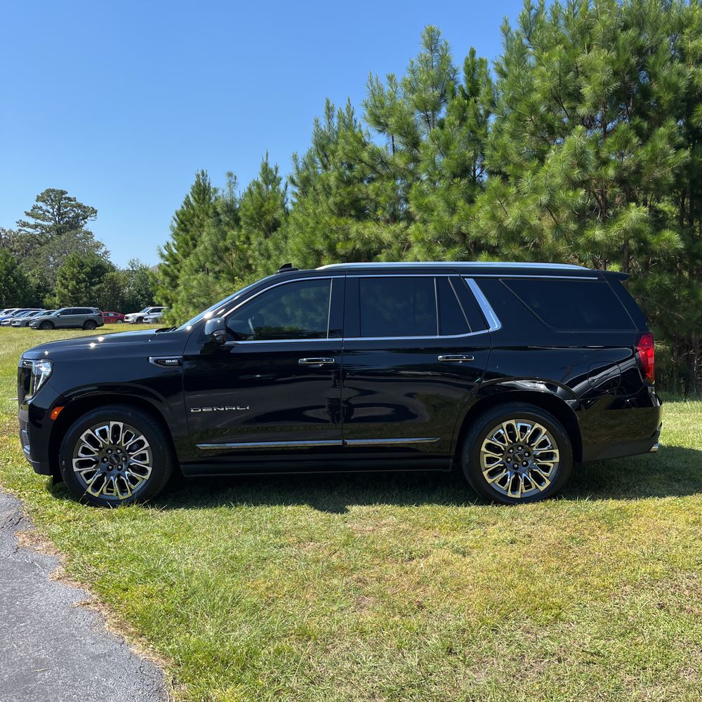 2023 GMC Yukon Denali Ultimate