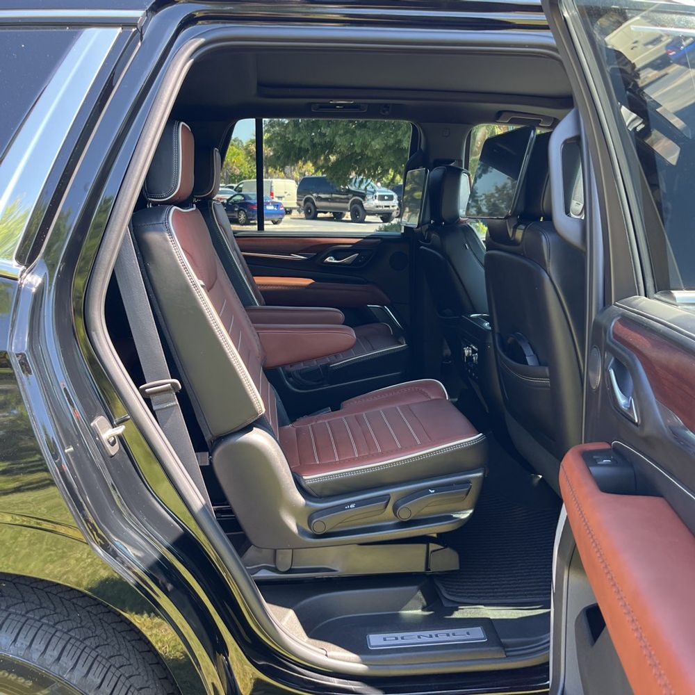 2023 GMC Yukon Denali Ultimate
