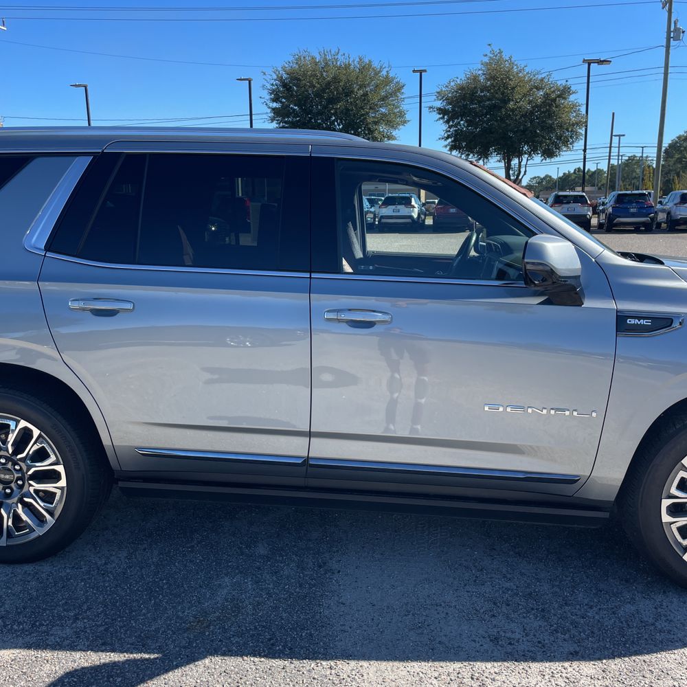 2024 GMC Yukon Denali Ultimate