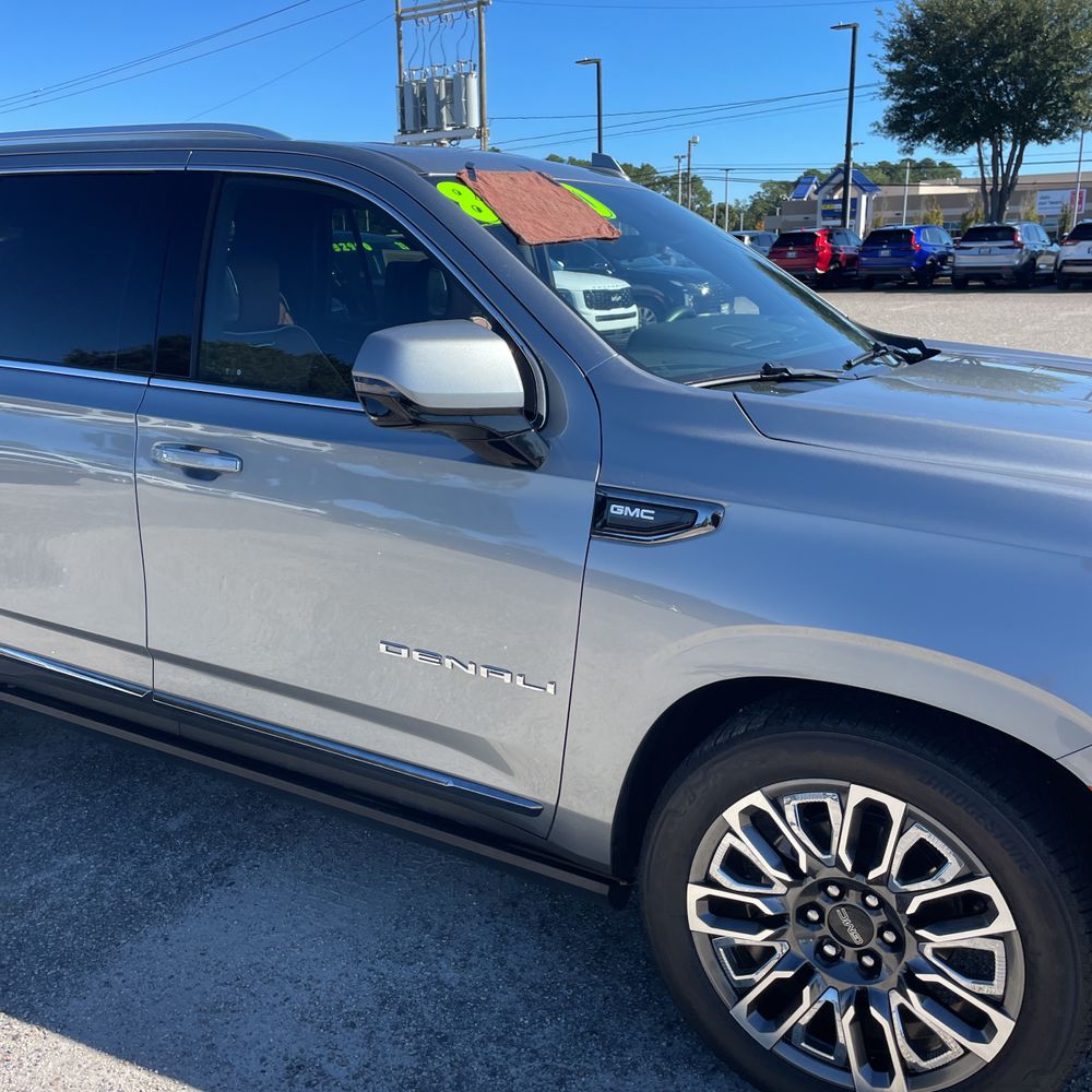 2024 GMC Yukon Denali Ultimate