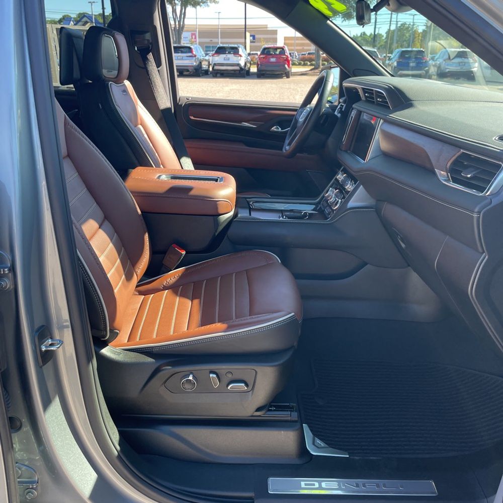 2024 GMC Yukon Denali Ultimate