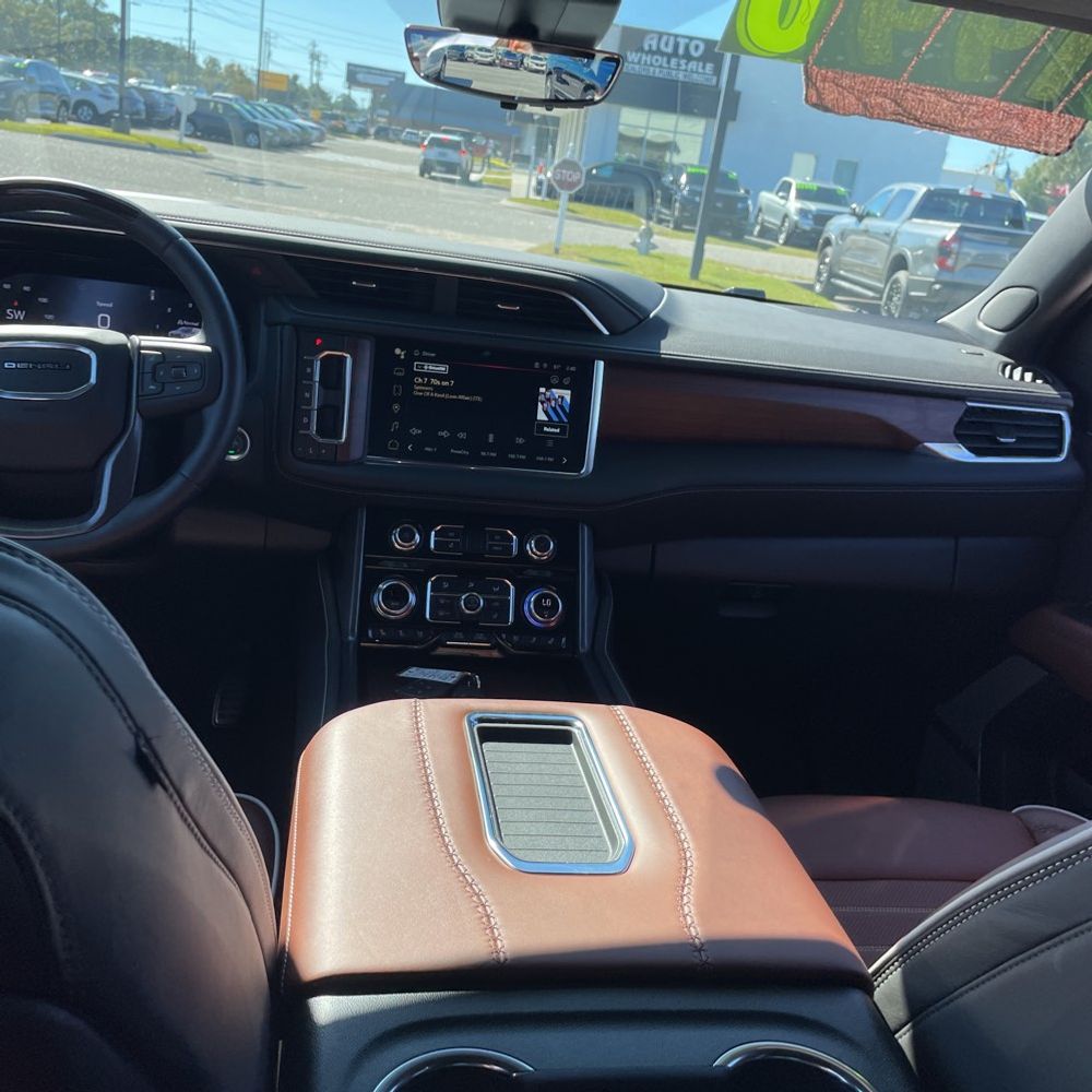 2024 GMC Yukon Denali Ultimate