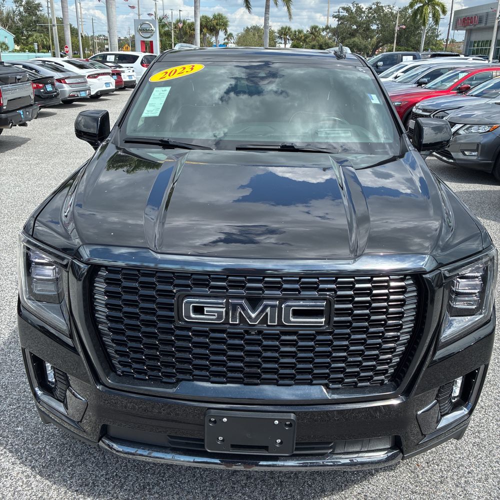 2023 GMC Yukon Denali Ultimate