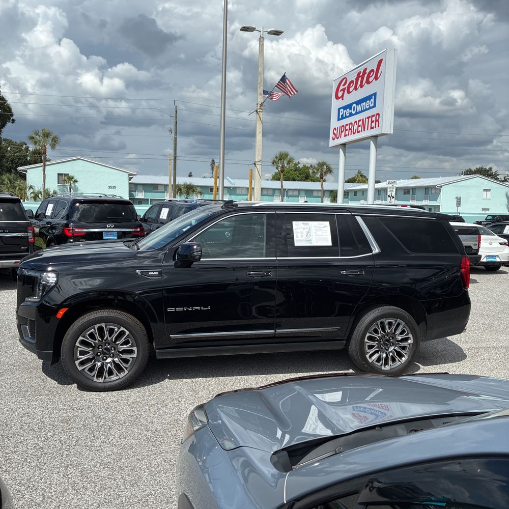 2023 GMC Yukon Denali Ultimate