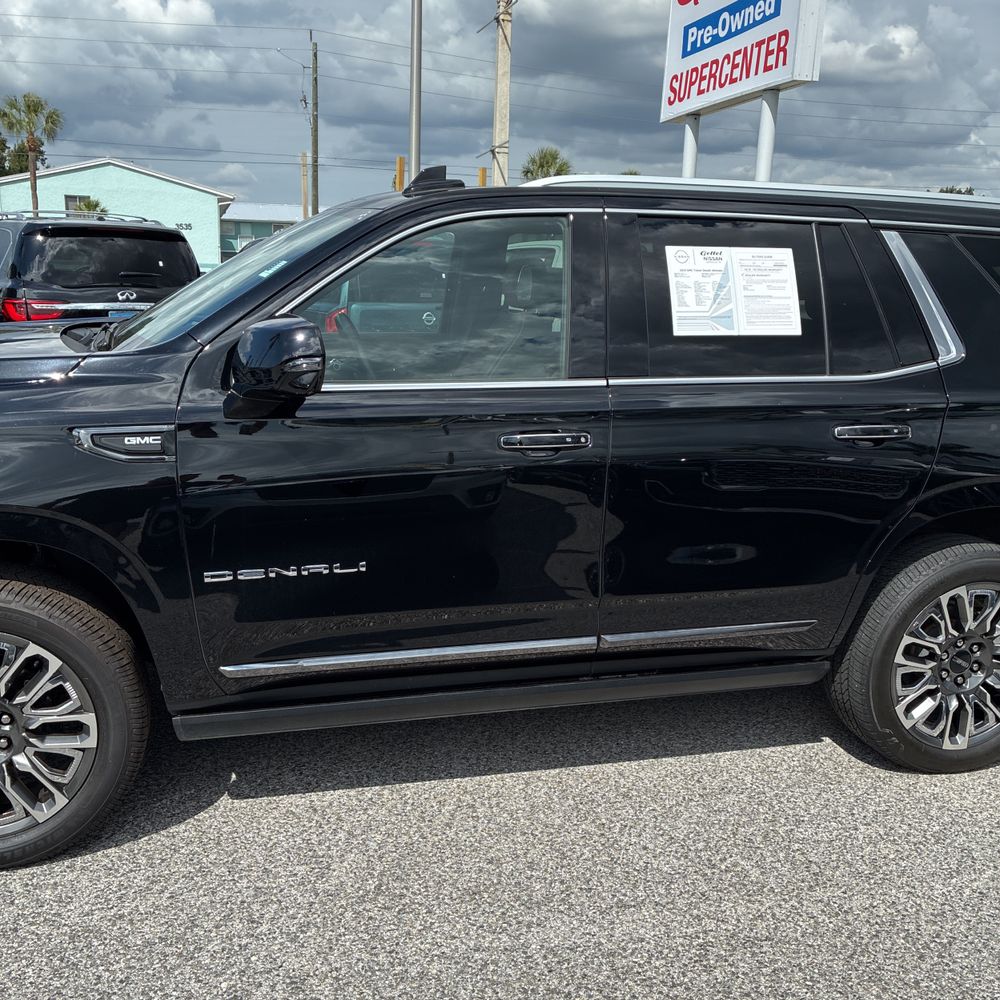 2023 GMC Yukon Denali Ultimate