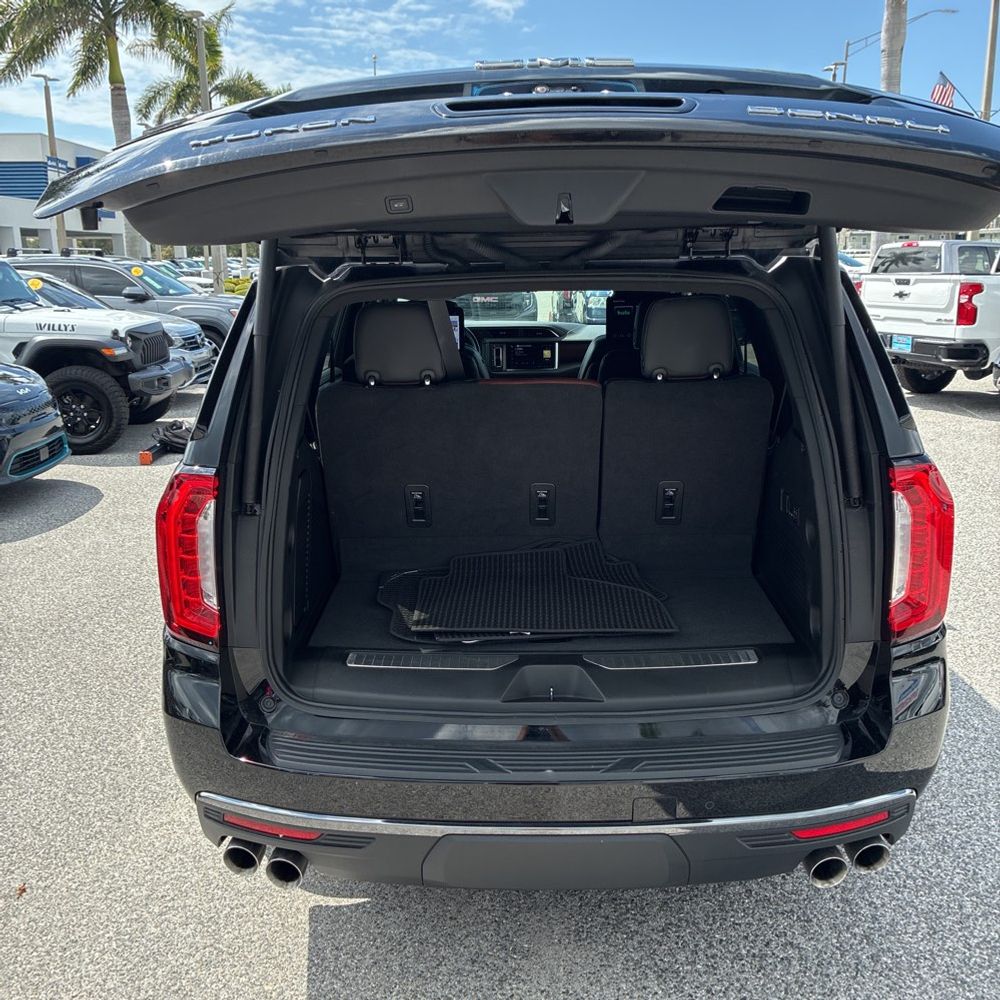 2023 GMC Yukon Denali Ultimate