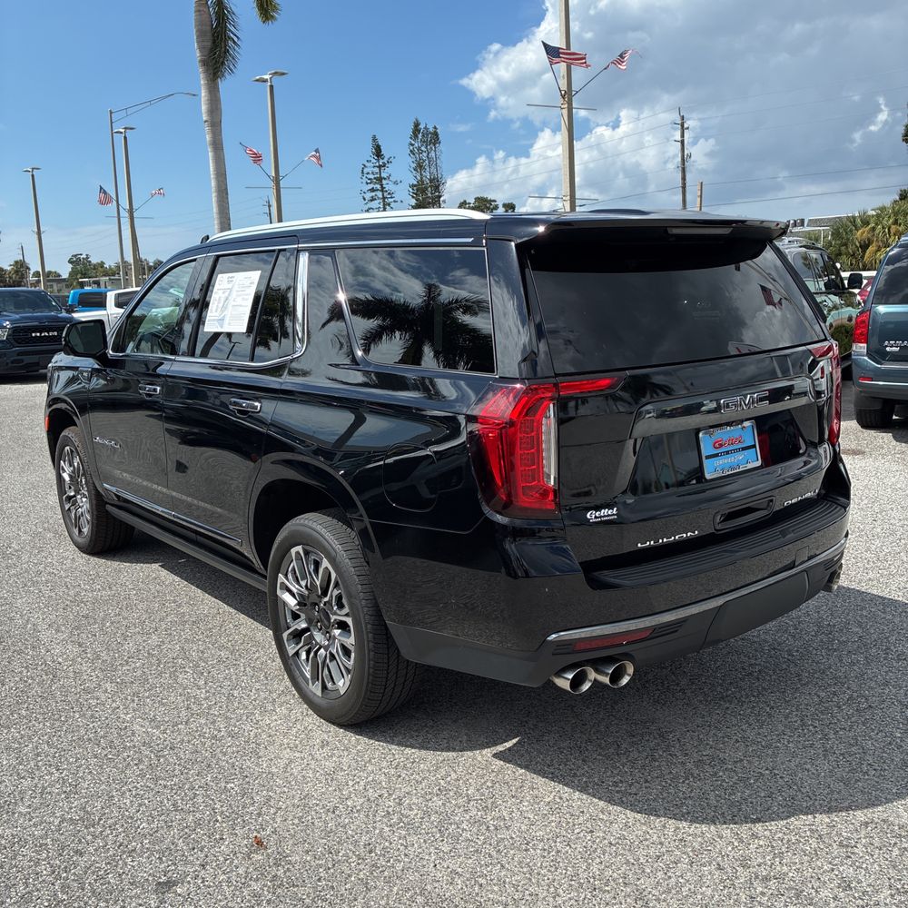 2023 GMC Yukon Denali Ultimate