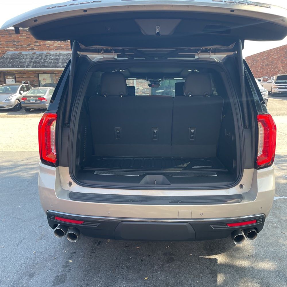 2023 GMC Yukon Denali Ultimate
