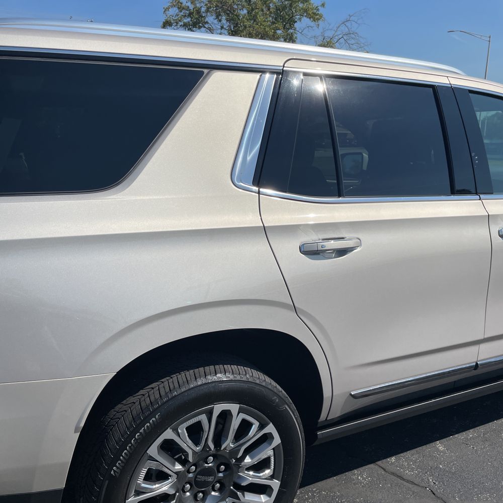 2023 GMC Yukon Denali Ultimate