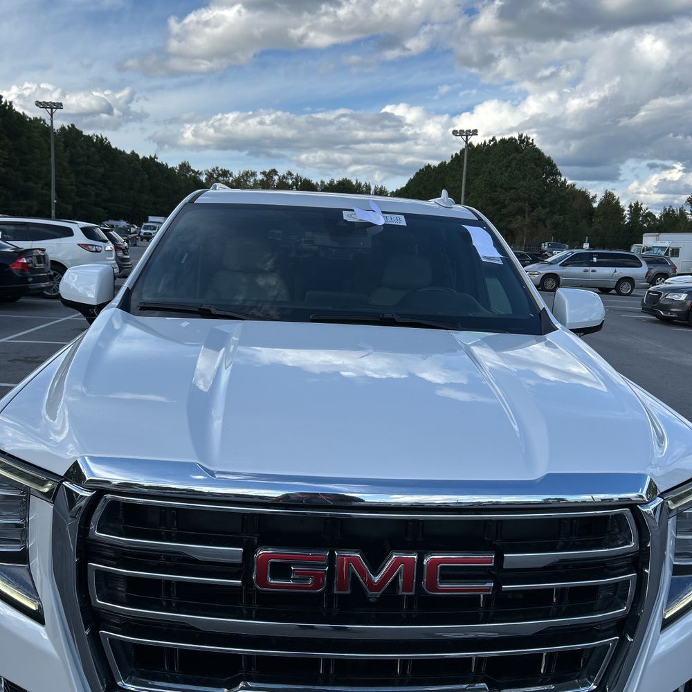 2022 GMC Yukon XL SLT