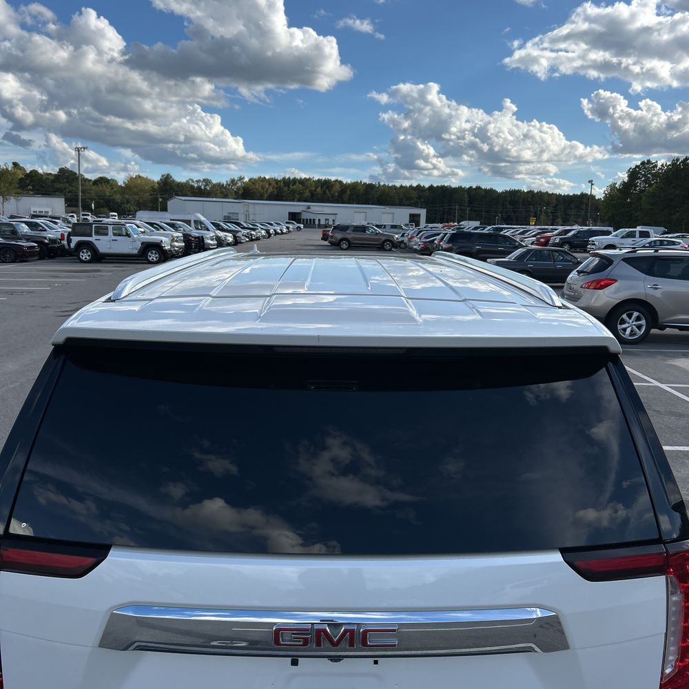 2022 GMC Yukon XL SLT