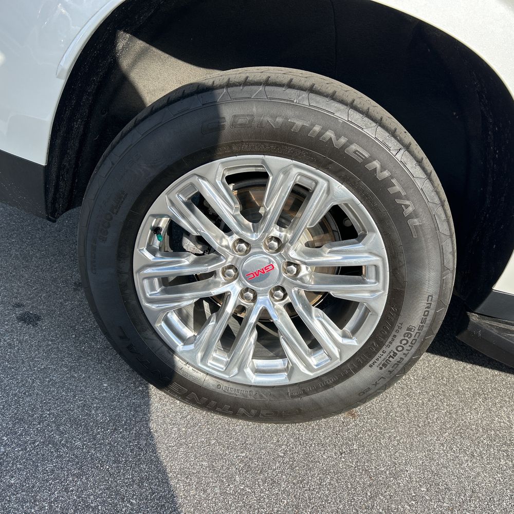 2022 GMC Yukon XL SLT