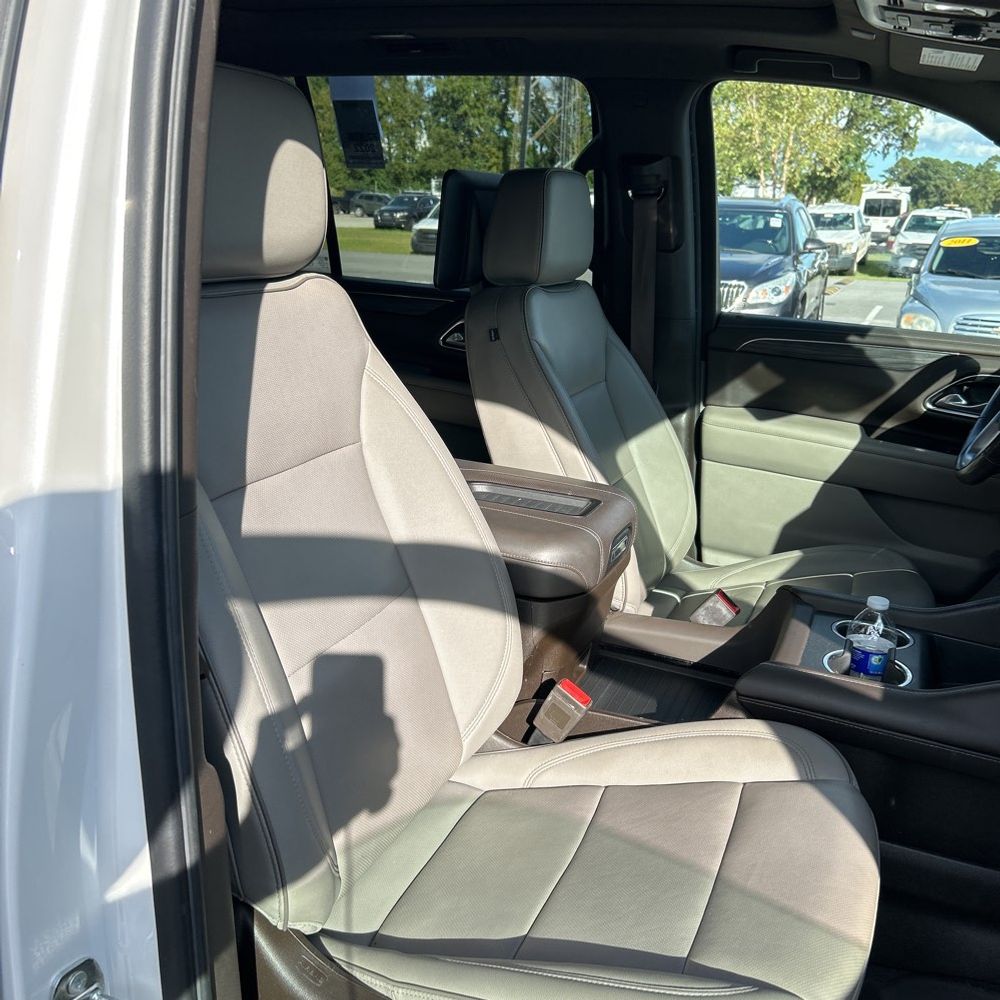 2022 GMC Yukon XL SLT