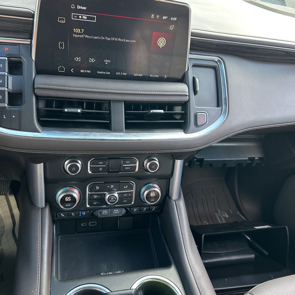 2022 GMC Yukon XL SLT