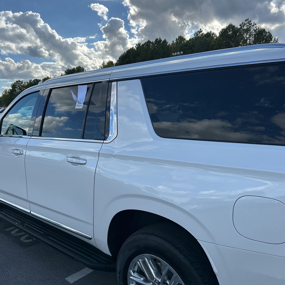 2022 GMC Yukon XL SLT