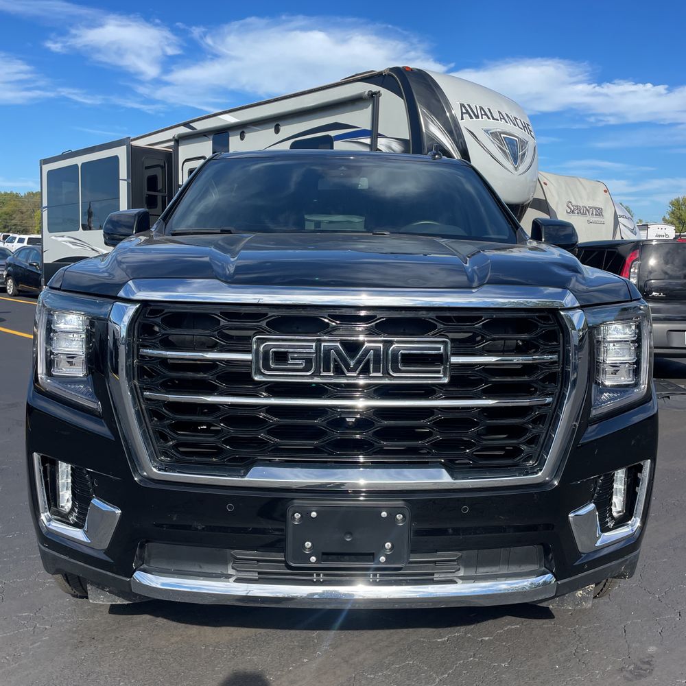 2024 GMC Yukon XL SLT