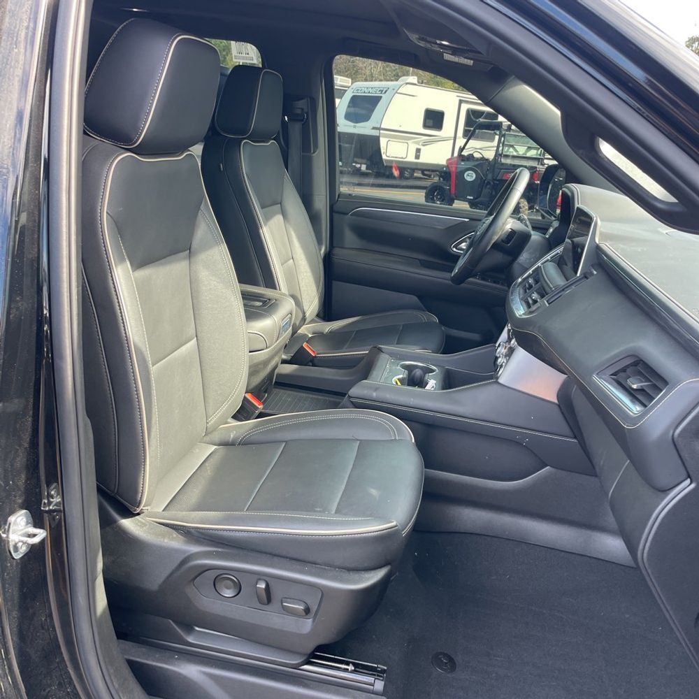 2024 GMC Yukon XL SLT