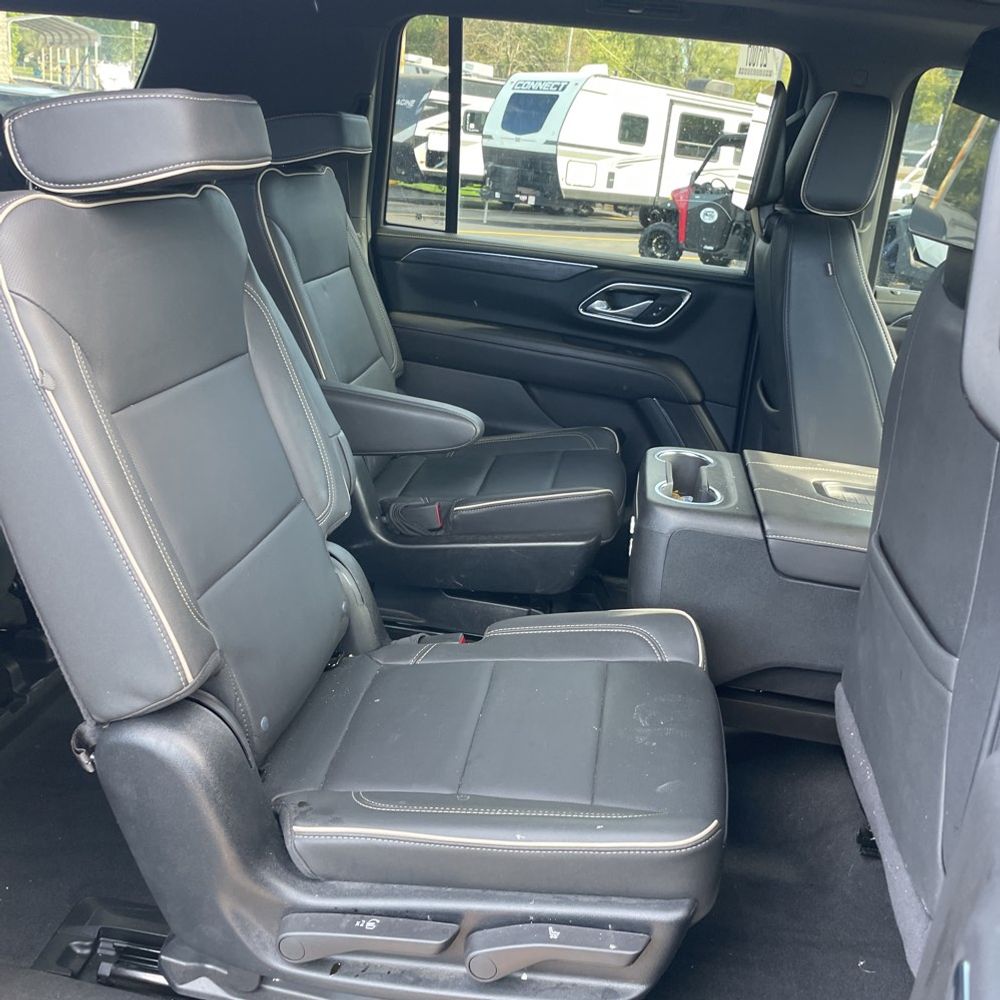 2024 GMC Yukon XL SLT