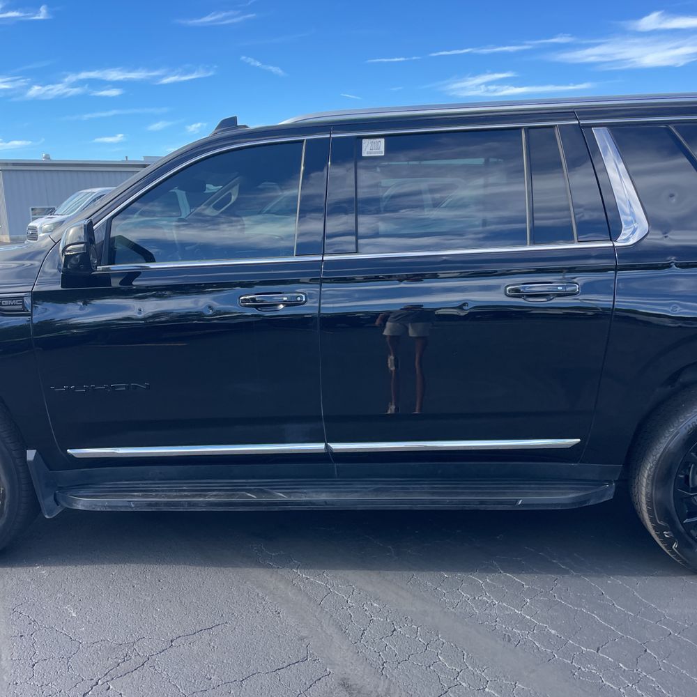 2024 GMC Yukon XL SLT