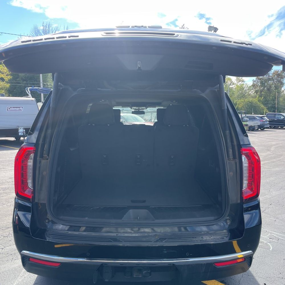 2024 GMC Yukon XL SLT
