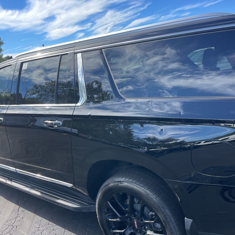 2024 GMC Yukon XL SLT